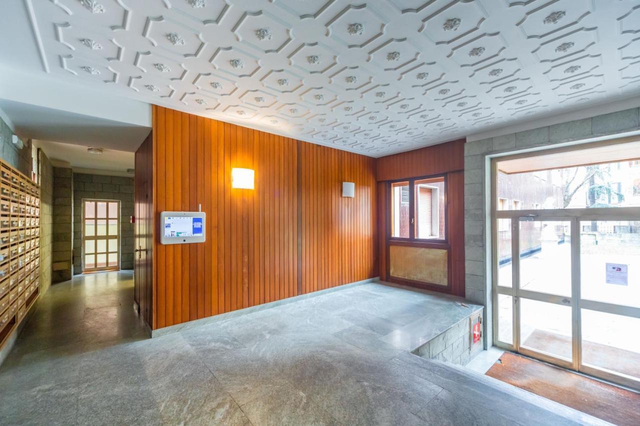 Cozy Apt - Corso Vercelli & Conciliazione M1 Milano Dış mekan fotoğraf