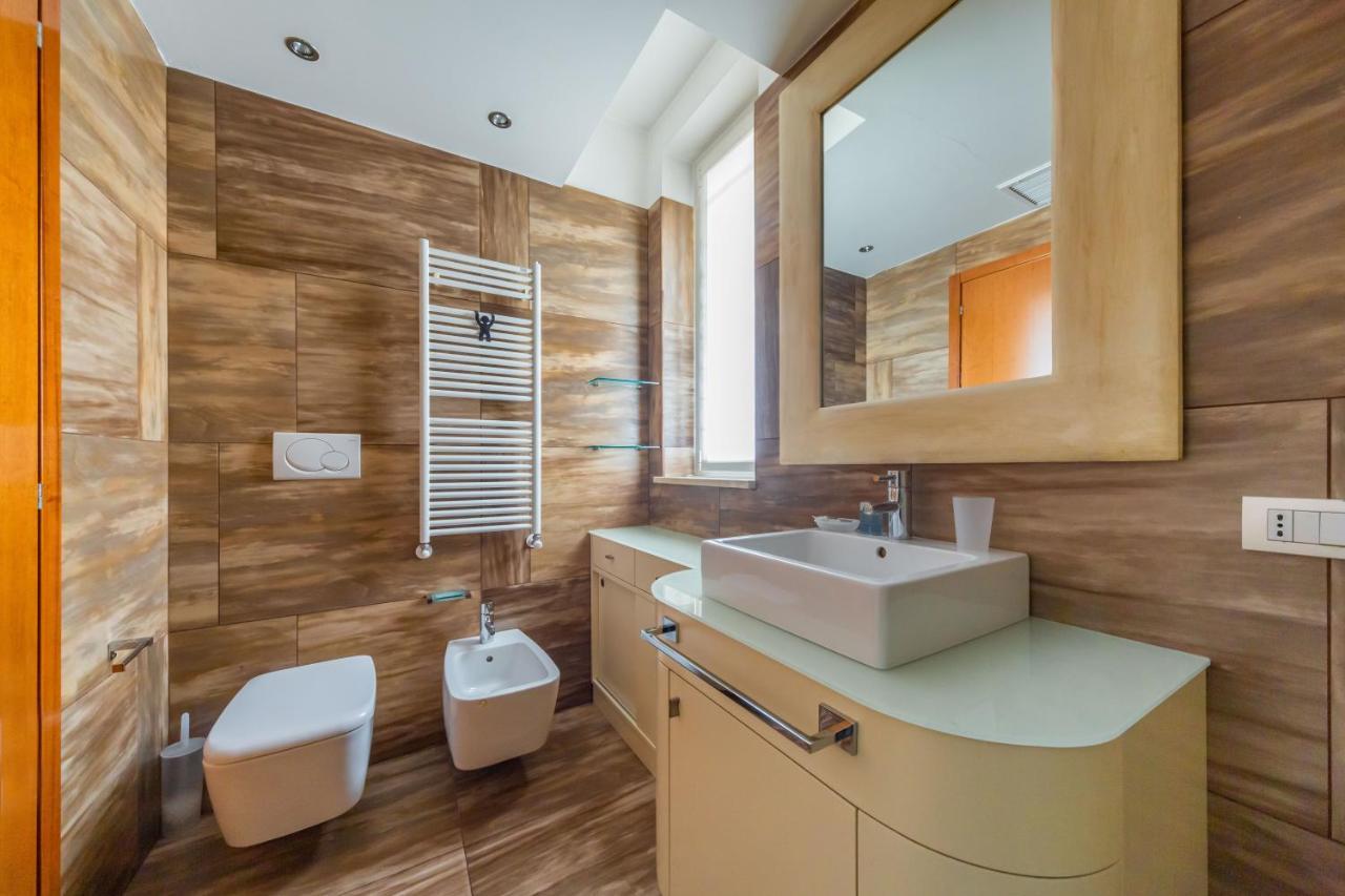 Cozy Apt - Corso Vercelli & Conciliazione M1 Milano Dış mekan fotoğraf