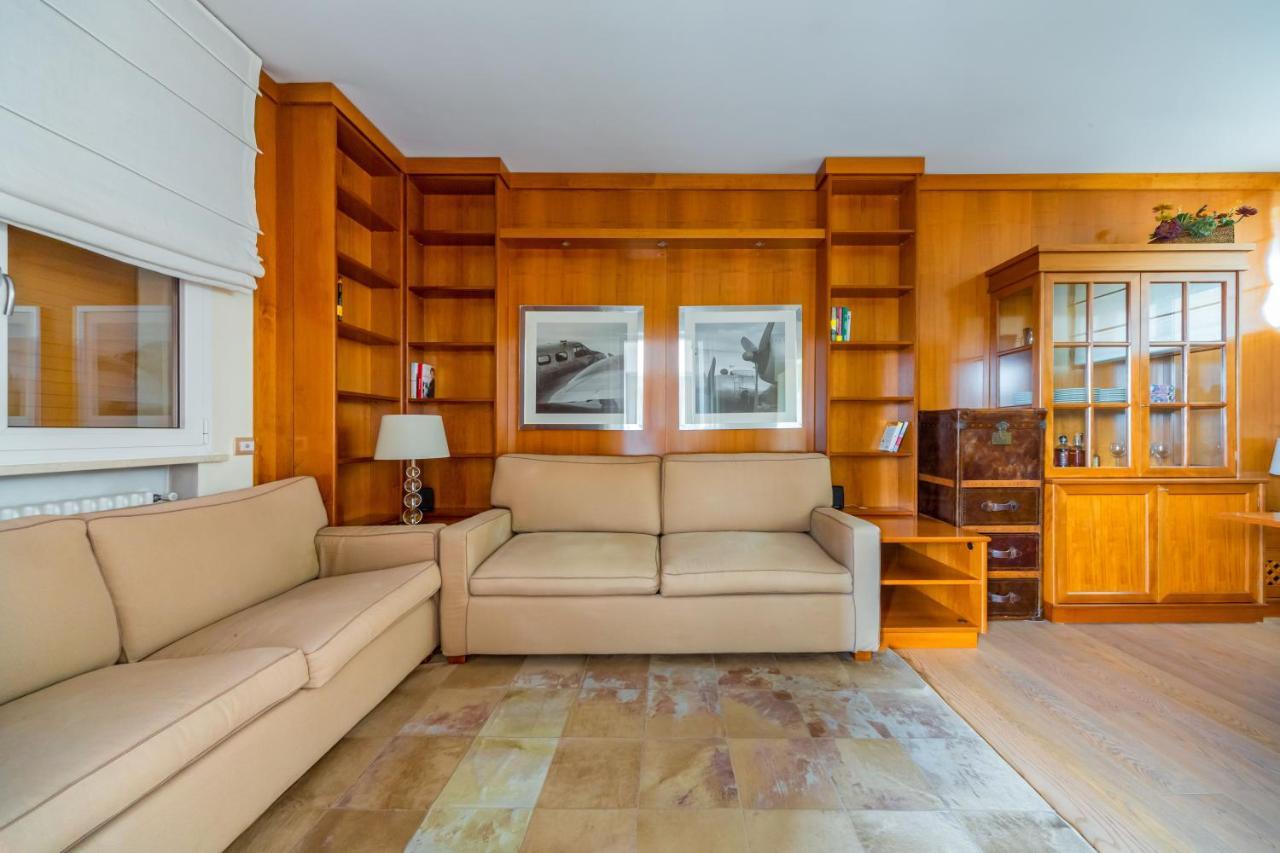 Cozy Apt - Corso Vercelli & Conciliazione M1 Milano Dış mekan fotoğraf